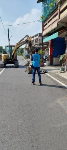 弘鑫水電工程行 - 道路配管工程作業 弘鑫水電工程行 - 道路配管工程作業