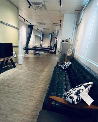 背Packer運動按摩工作室 - 