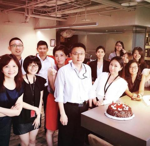 Angel -  獵頭公司同事合照