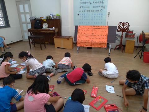古典鋼琴/樂理教學 - 台南市蒙特梭利實驗小學音樂課(一)