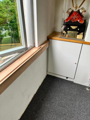 億亨工程行 - 內湖瑞光路工地。上下窗戶軌道製作施工