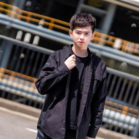 提供桌球服務的專家王俊凱