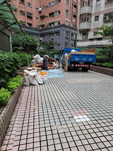 鴻業國際工程 - 垃圾合法清運 鴻業國際工程 - 垃圾合法清運