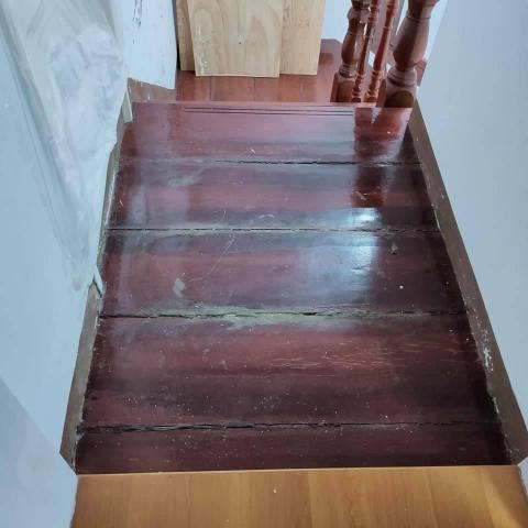 名舜工程行 - 老舊木地板拆除並更換