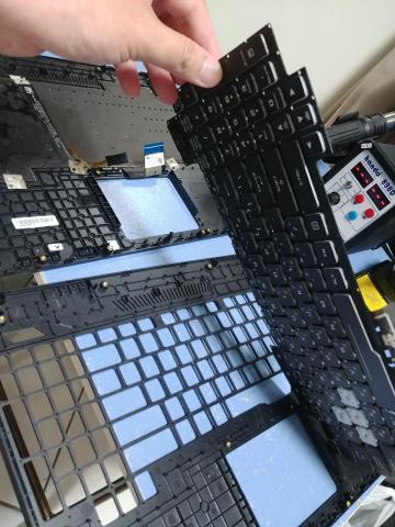 柚子電腦&熙程資訊 - 加工拆換的筆電鍵盤分離料