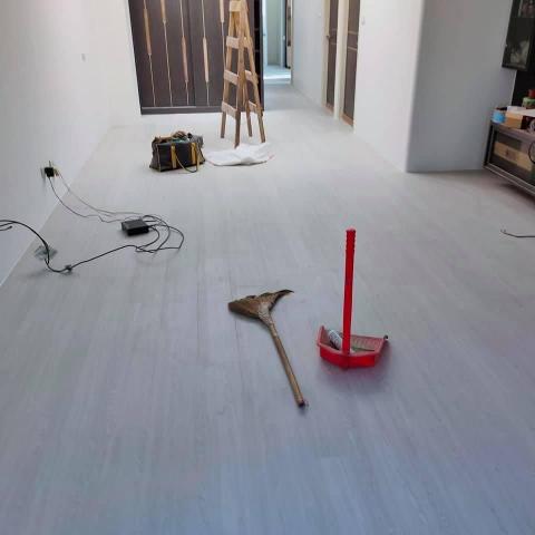 名舜工程行 - 住家使用石塑地板。