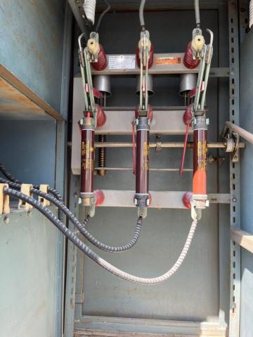 自強家庭水電 - 高低壓保險絲更換