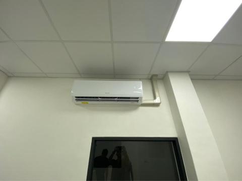 鼎發冷氣（小曄） - 