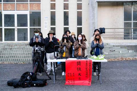 有料影像事業 - 微電影製作《暫停後開始》工作照。