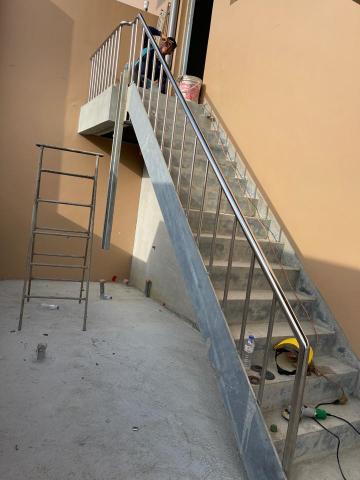 冠森金屬 - 304不鏽鋼圓管欄杆扶手