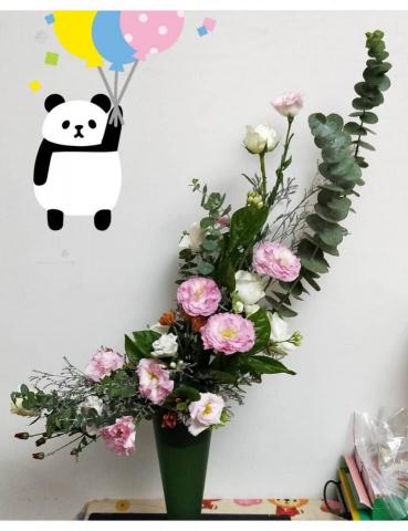 楊老師(幼兒說故事陪玩/低年級家教/正音/特殊生照顧/花藝) - 