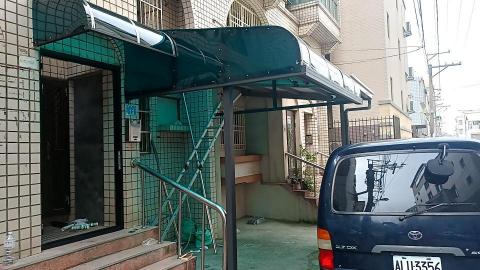 伸峰鋼鋁門窗 - 彩光罩安裝版