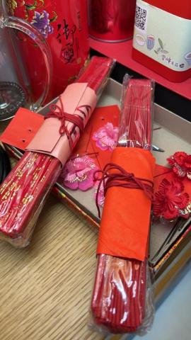 wenni - 等等迎娶需要的主角扇子