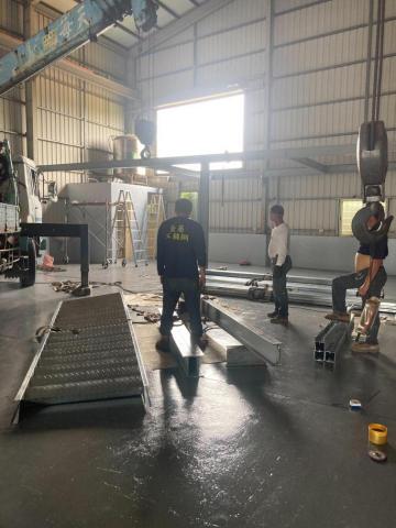 鑫昇金屬工程行 - 廠房增加隔層