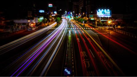 阮庭佳 - 城市紀錄