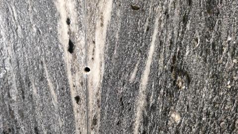 富帆電視壁掛 - 大理石牆施工