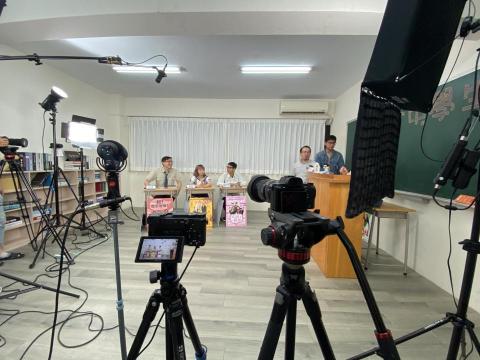 漢堡影音製作 - 脫口秀節目，打燈、收音、攝影