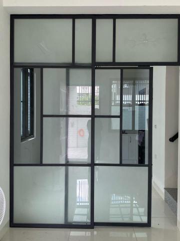 鑫鋮金屬不銹鋼設計 - 不鏽鋼隔間拉門