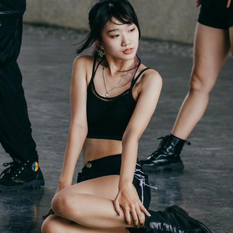 提供舞蹈教學mv服務的專家洪芸柔