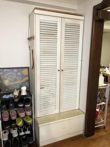 百事工程 - 大安區仁愛路路鞋櫃拆除並讓公所回收,施工前 百事工程 - 大安區仁愛路路鞋櫃拆除並讓公所回收,施工前