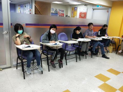 巨匠英文講師 Connie（高雄） - 成人會話課