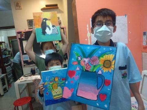 吳采恩 - 壓克力教學