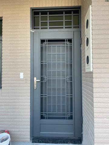 冠森金屬 - ST烤漆玄關大門