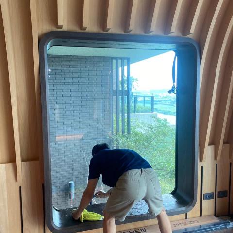 家禾隔熱紙楊sir - 大樓玻璃