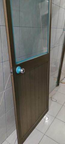 北區個人油漆空間工作室 - 鋁門