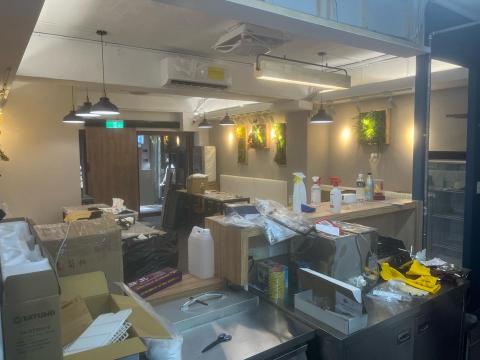 石刻裝修 客製化窗簾/壁紙/地板/系統櫃 -  石刻裝修 客製化窗簾/壁紙/地板/系統櫃 -