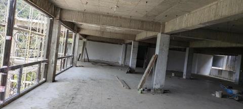 北區個人油漆空間工作室 - 內部噴塗上色，舊漆去除