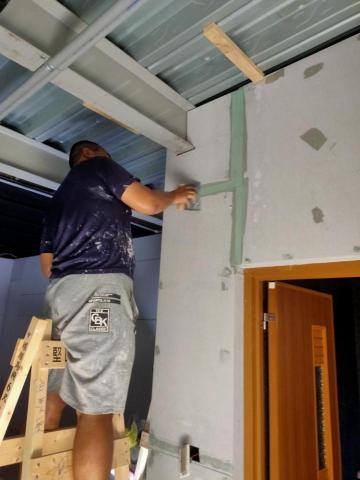 銓興油漆工程行 - 矽酸鈣板ab膠補縫