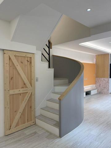 j h studio & 黑田工務所 - 