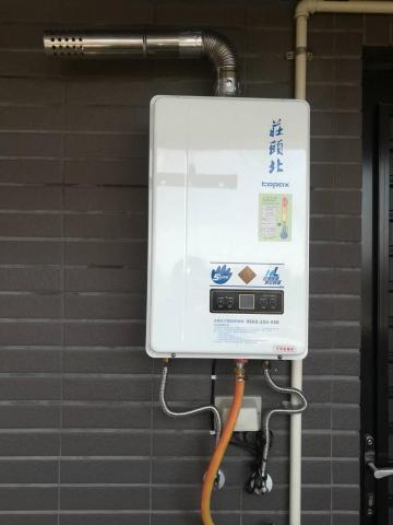 天行動力統包團隊 - 莊頭北室外型熱水器安裝 天行動力統包團隊 - 莊頭北室外型熱水器安裝