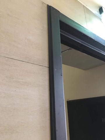 鴻藝矽利康工程 - 住家 防火門 房間門 修邊 填縫