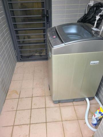 芝芯個人工作室（開放全天接案，預約時段可參考日曆） - 寵物尿尿，污漬（清潔前）_觀音退屋清潔