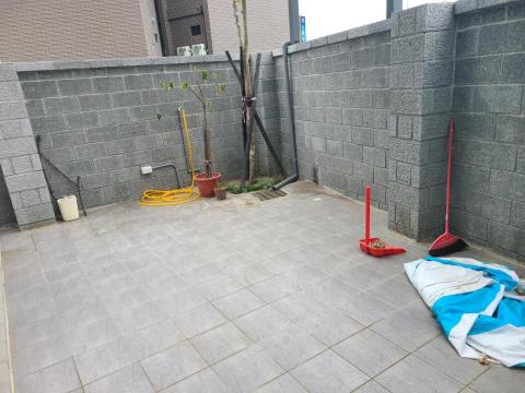 芝芯個人工作室（開放全天接案，預約時段可參考日曆） - 清潔前，陽台（觀音退屋清潔）