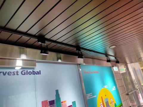 陳冠宇 - 軌道燈