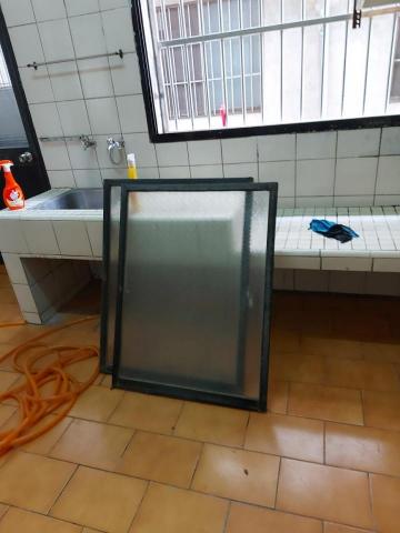 Nana居家清潔 - 清潔前十幾年位清潔窗戶沒拆窗框洗不到