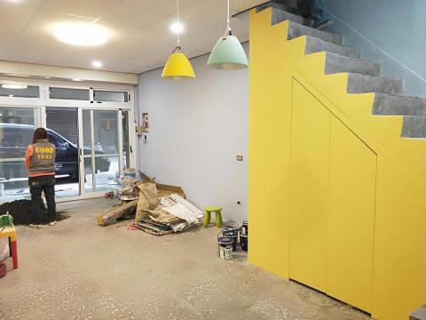 專業漆匠 - 跳色油漆完成了