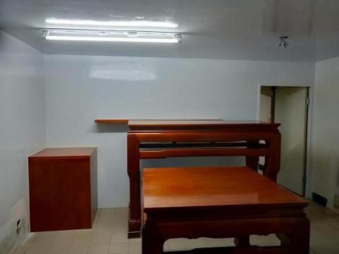 專業漆匠 - 隔間油漆神桌染色噴漆