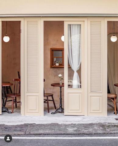 吳怡萱 - 高雄咖啡廳