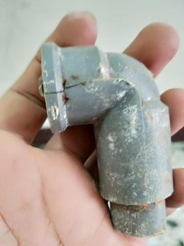 專業漆匠 - 水管老舊破裂導致漏水