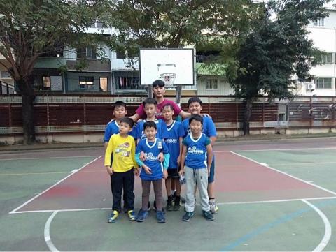 耀凱教練（上課詳細內容請觀看自介謝謝～） - 訓練營教學