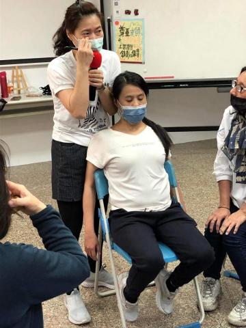 瑜伽理療 - 自我保健從按摩開始