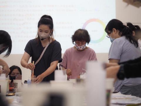 YL Candle Studio - 清華大學推廣教育中心 課程花絮 YL Candle Studio - 清華大學推廣教育中心 課程花絮