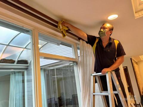 毛毛環境清潔 - 居家清潔 窗簾桿擦拭