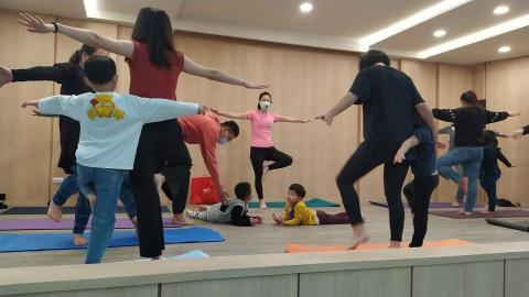 瑜伽理療 - 兒童瑜伽教學