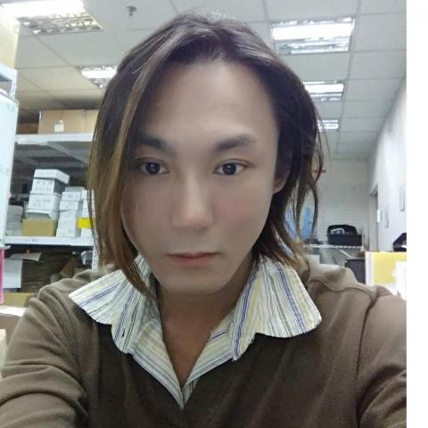 提供板橋宵夜外送服務的專家楊先生