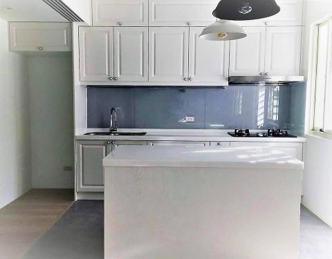 叡宥鼎堅系統櫥櫃 - 櫥房設計規劃